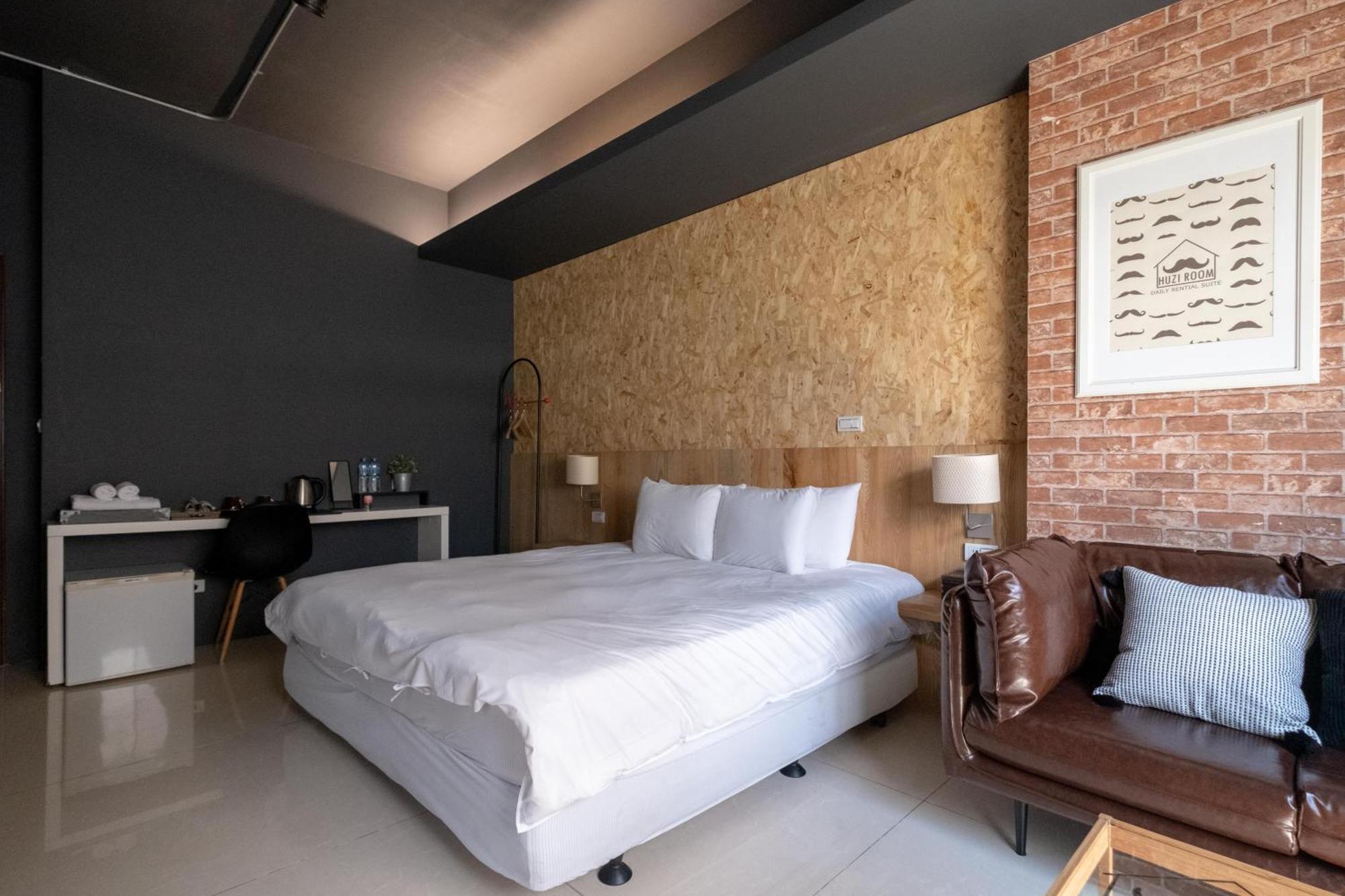 Huzi Room Tainan Exterior foto