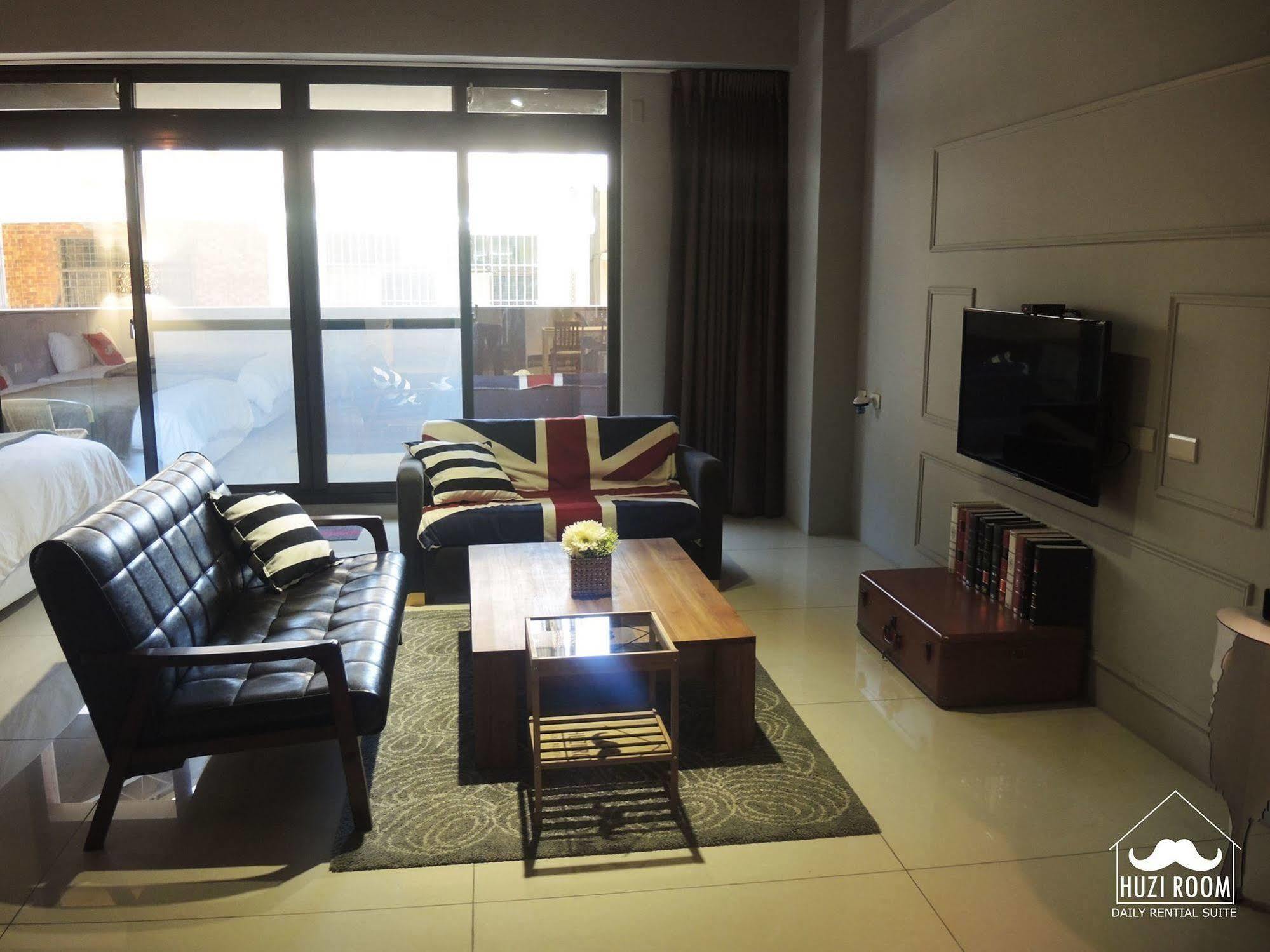 Huzi Room Tainan Exterior foto