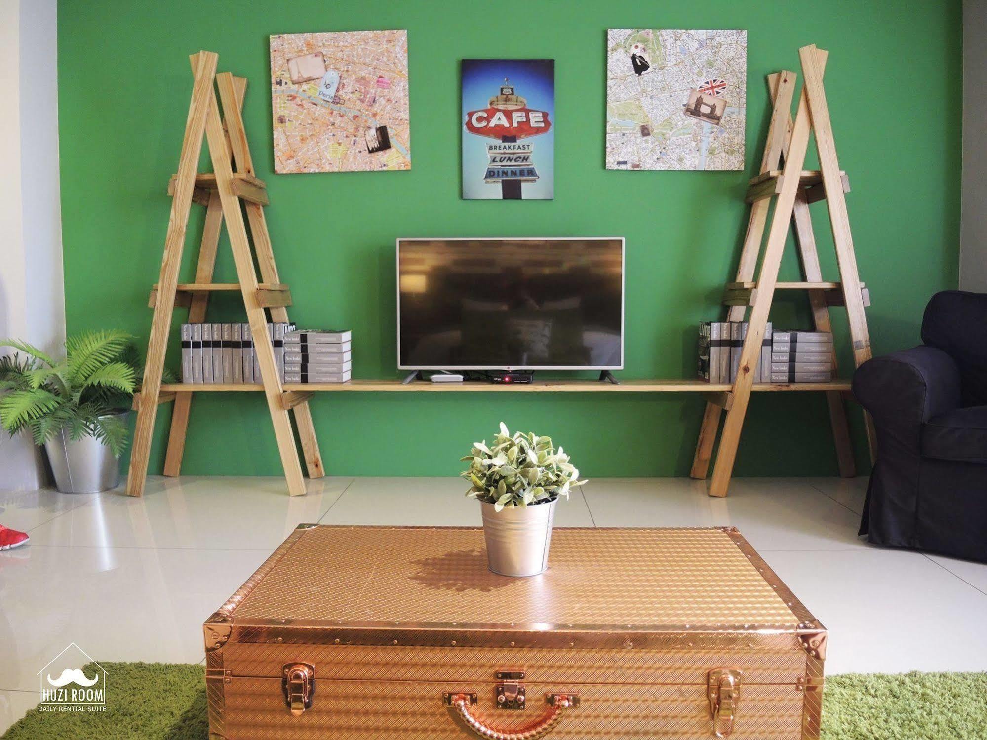 Huzi Room Tainan Exterior foto